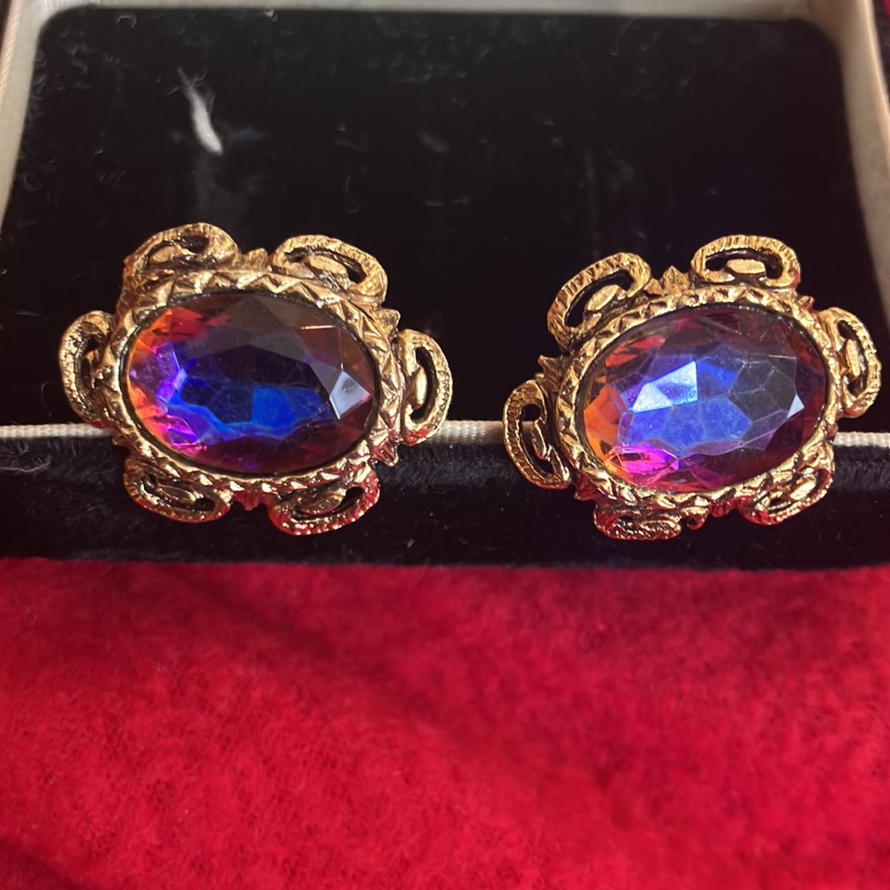 Harvey Vintage Cuff Links - Picture 2 of 10
